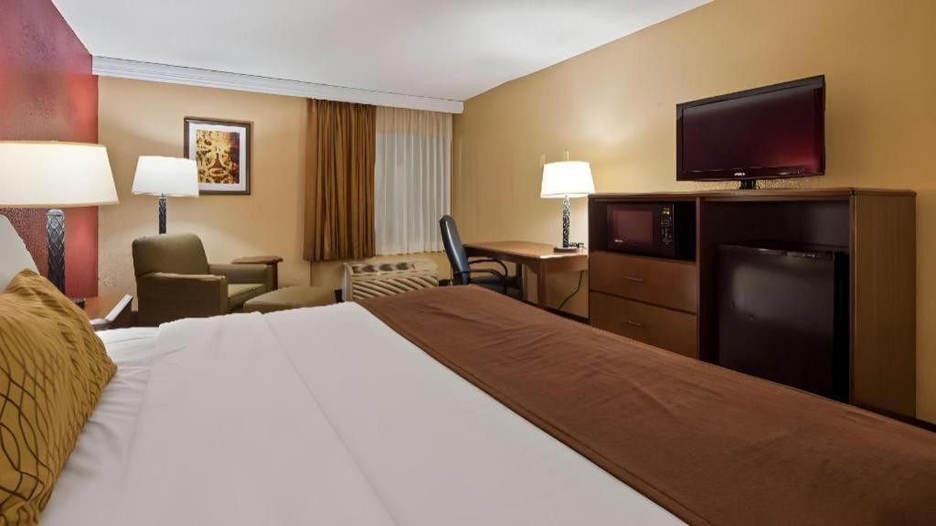 Best Western Richmond Hotel Exterior photo